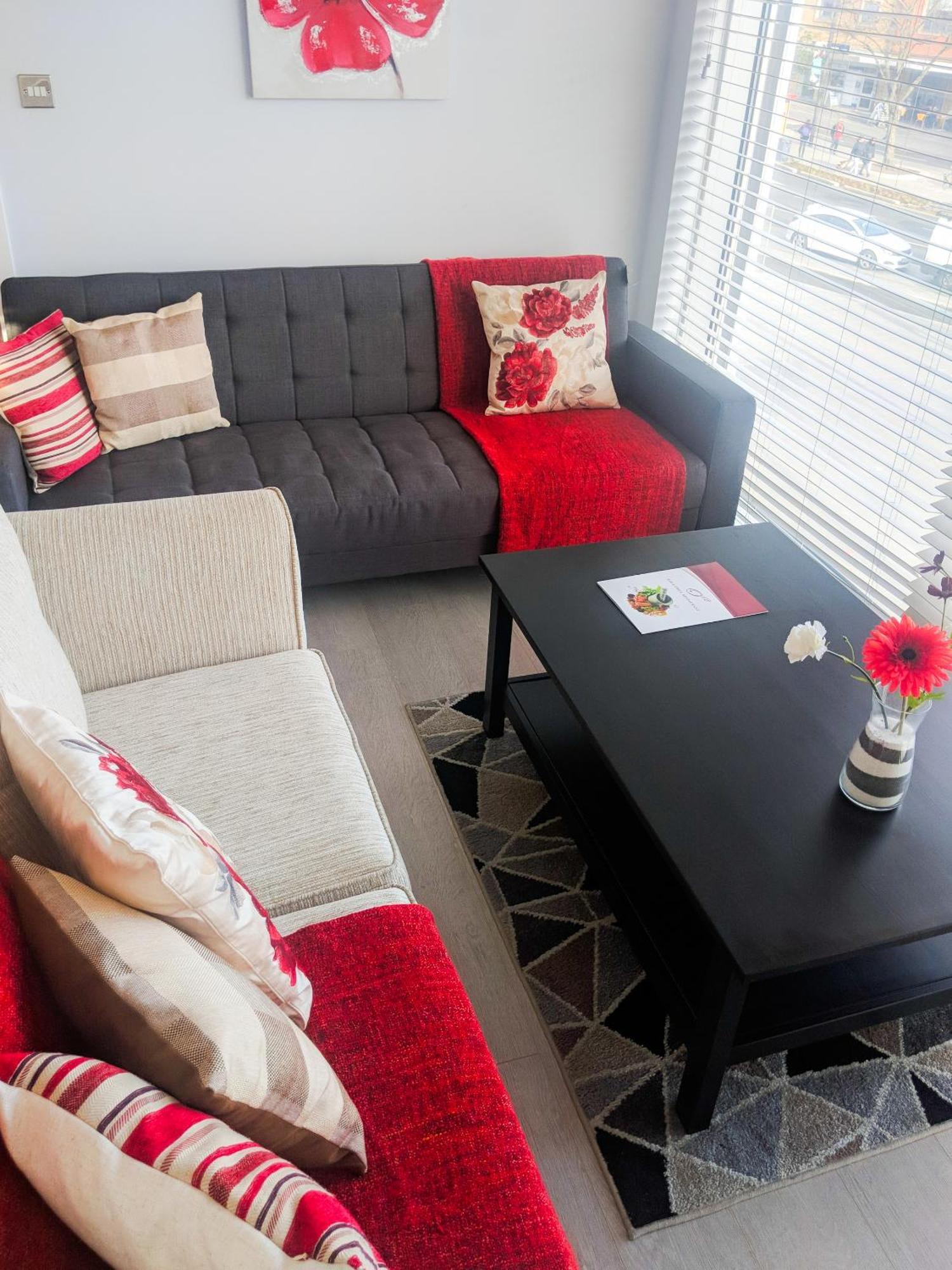 Lt Grove Apartment - Stratford Londra Esterno foto